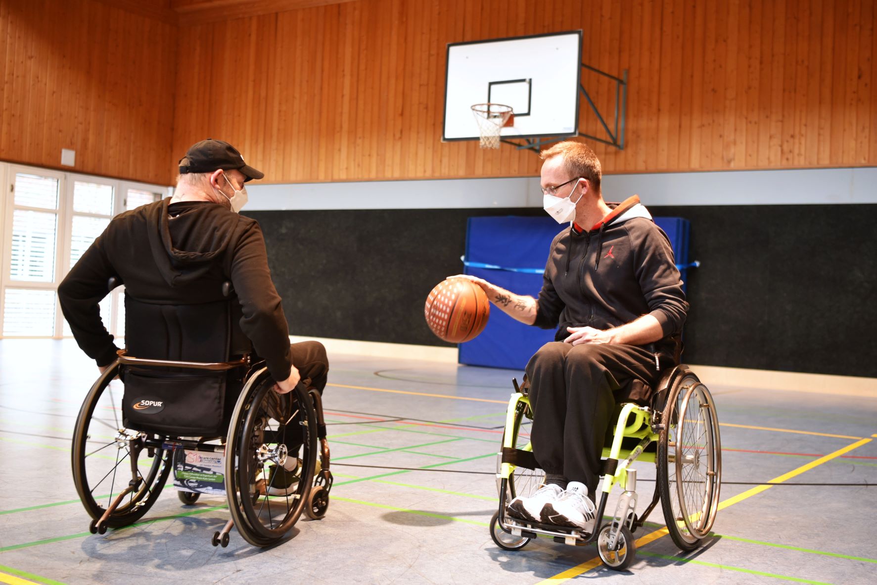 Rollstuhlbasketball zählt zu den besonders beliebten Sportarten für Menschen mit körperlichen Behinderungen oder Einschränkungen (Bild: BG Universitätsklinikum Bergmannsheil)