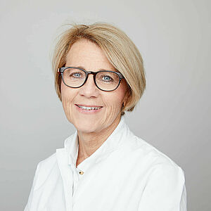 Dr. Doris Maier