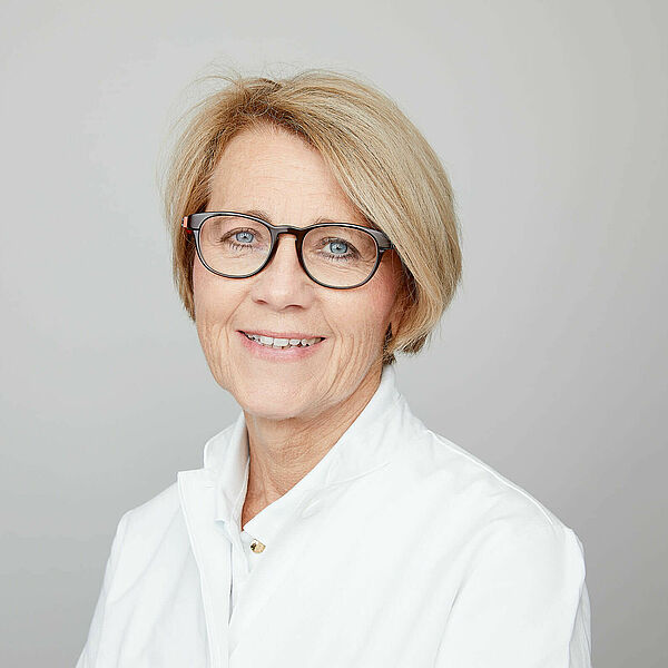 Dr. Doris Maier