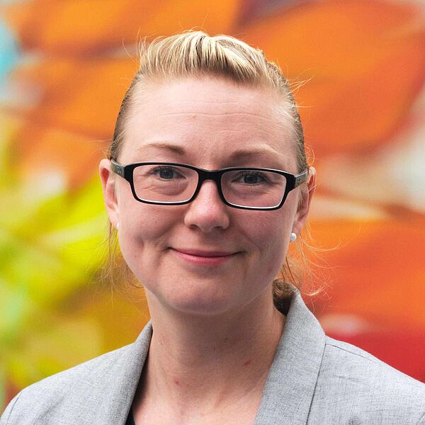 Dr. med. Nathalie Malewicz-Oeck, Funktionsoberärztin / Lehrkoordination für Anästhesiologe / Leitung AG Anästhesiologische Schmerzforschung
