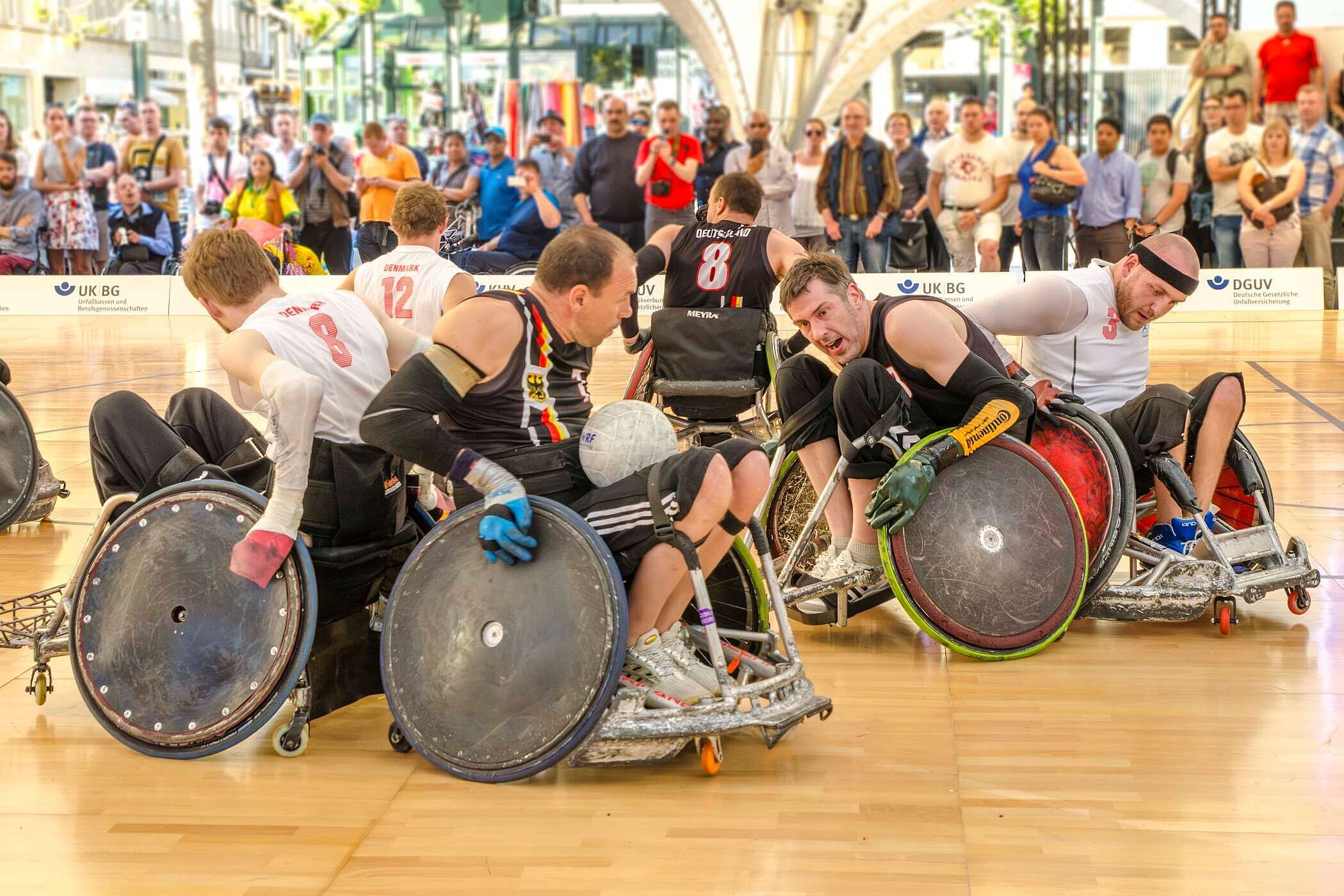 (Bildnachweis: BG Klinikum Hamburg) Rollstuhl-Rugby